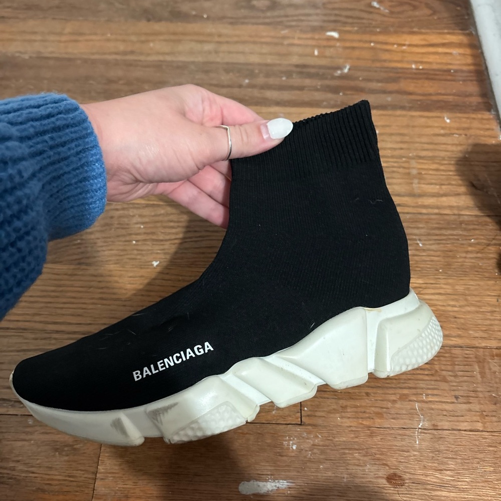 Balenciaga Black Knit Sneakers with White Sole - Picture 1 of 8